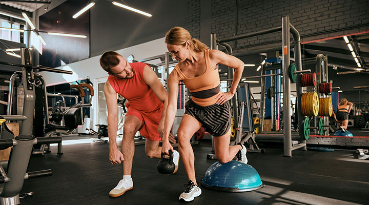 Accueil solutions sport & bien-être Cours de sport mix Bosu